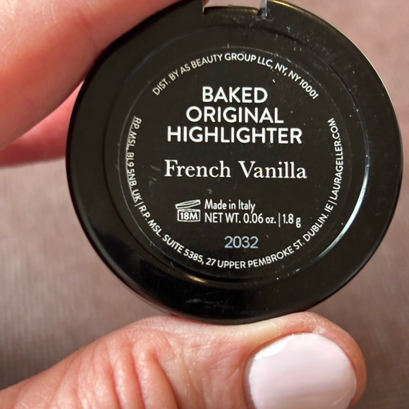 ❤️Laura Geller Baked Original Highlighter - French Vanilla - Picture 4 of 6